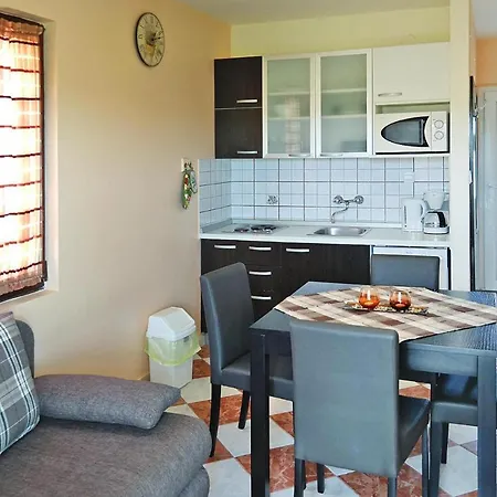 Lug, Privlaka With Pool * Privlaka (Zadar)